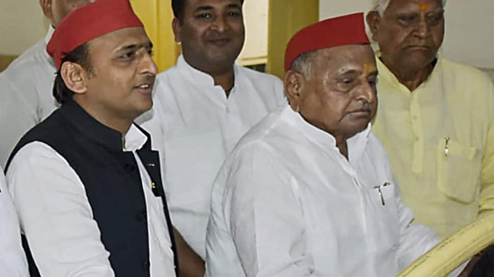 Mulayam Singh Yadav owes over Rs 2 crore to son Akhilesh, poll affidavit reveals