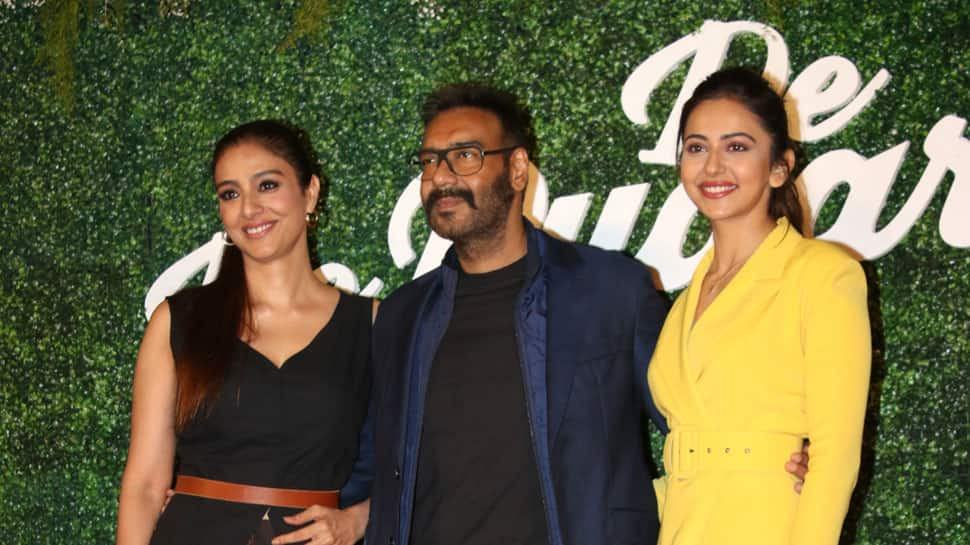 &#039;De De Pyaar De&#039; is Ajay Devgn&#039;s naughty-at-50 screen shot