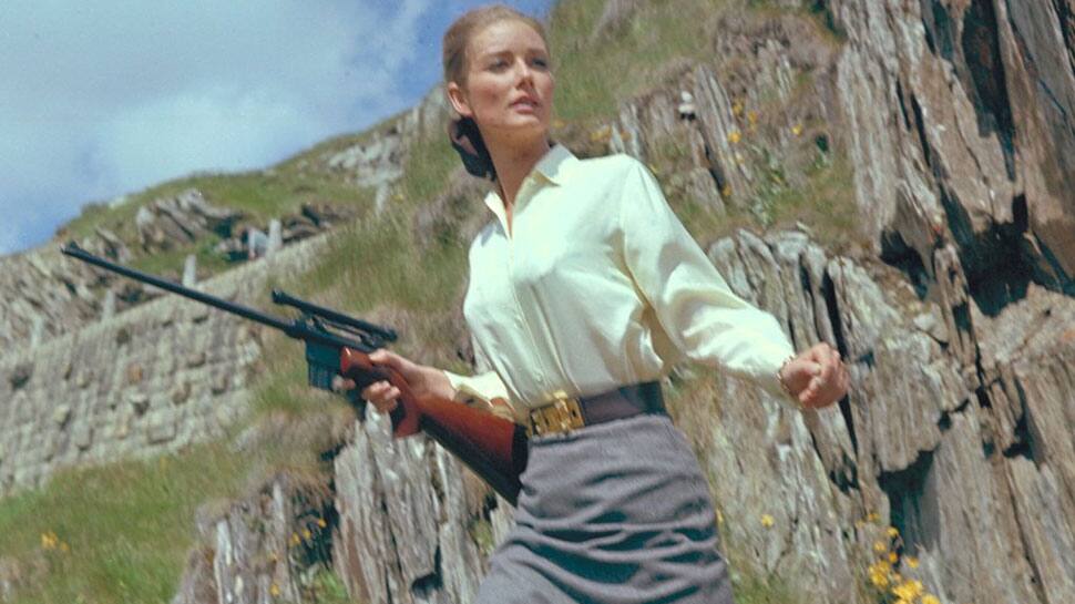 &#039;Goldfinger&#039; Bond girl Tania Mallet dies at 77