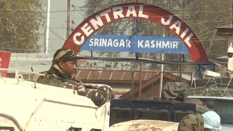 Scuffle breaks out in Jammu and Kashmir&#039;s Srinagar Central Jail