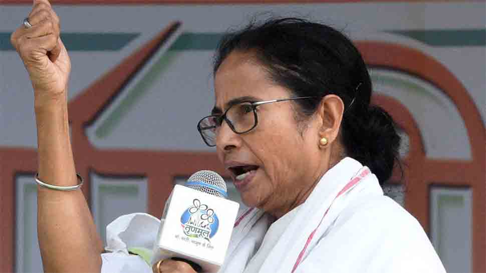 Mamata claims Congress taking help from RSS to defeat Trinamool in Lok Sabha election