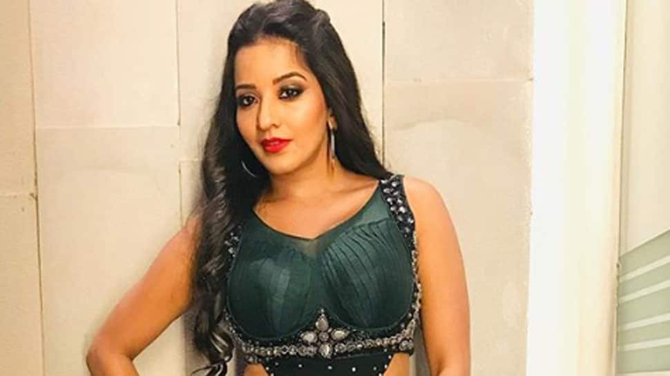 Monalisa Poses In A Denim Dress Oozes Oomph In Latest
