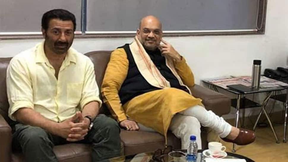 Amit Shah meets filmstar Sunny Deol, BJP may field him from Punjab