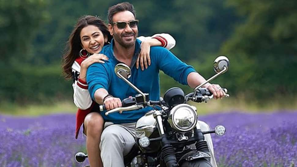 De De Pyaar De: Ajay Devgn-Rakul Preet Singh&#039;s chemistry is to watch out for in &#039;Tu Mila To Haina&#039; song—Watch