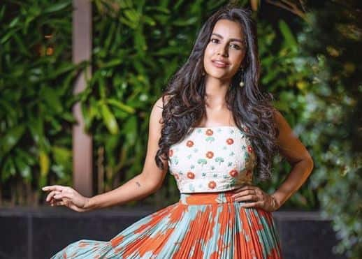 Twitter user calls Priya Anand &#039;bad luck&#039; for co-stars, actress hits back 