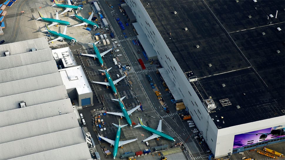 Boeing suffers $1 billion hit from 737 Max crisis, abandons 2019 financial outlook