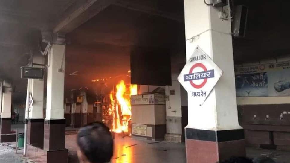 Fire breaks out at Gwalior railway station