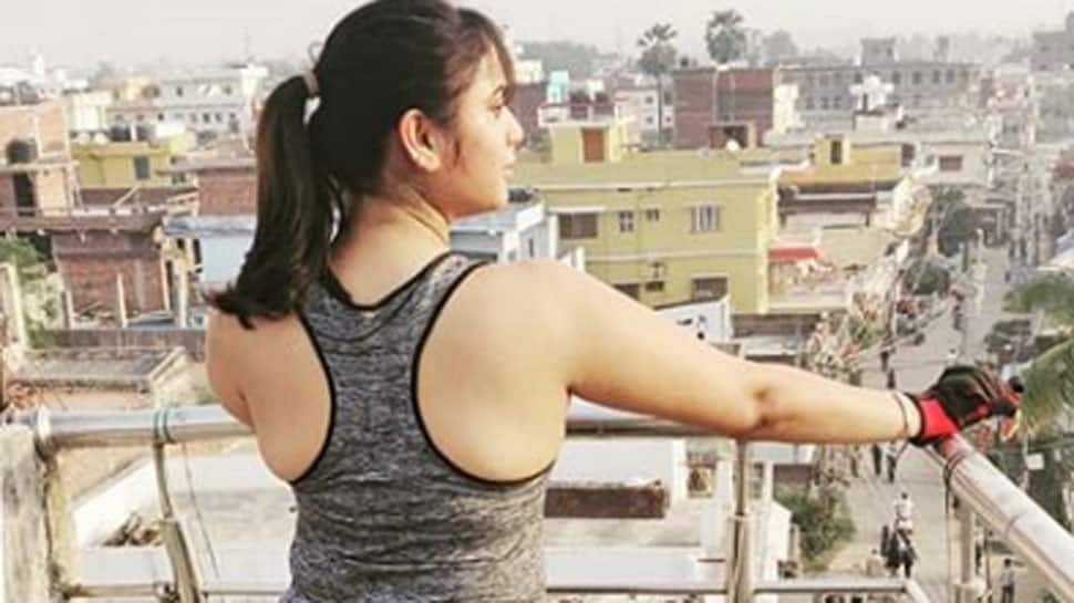 Rani Chatterjee gives major fitness goals in this pic