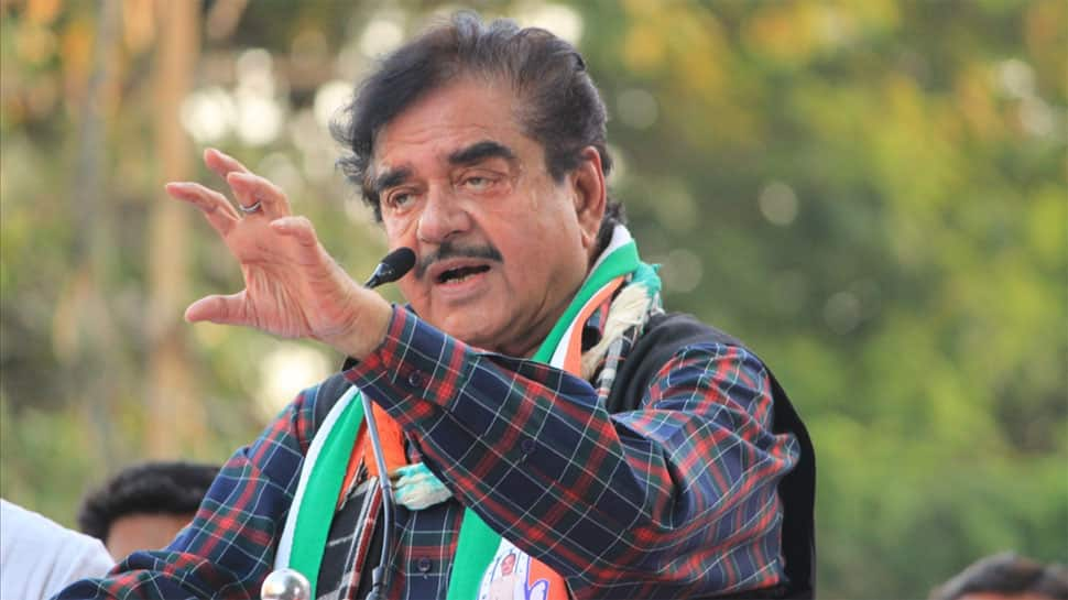 Shatrughan Sinha credits both Gandhi and Jinnah for India&#039;s independence, stirs row