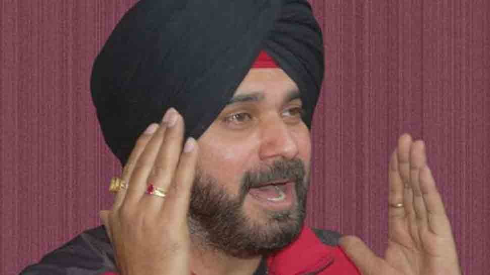 BJP files complaint with EC against Congress&#039; Navjot Singh Sidhu&#039;s &#039;Chaiwala&#039; tweet