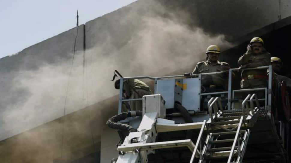 Fire breaks out at Shastri Bhawan in Delhi