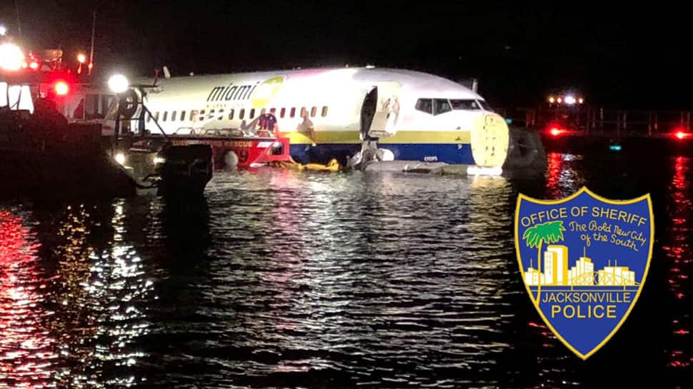 Boeing 737 with 143 on board skids into Florida river, 21 injured