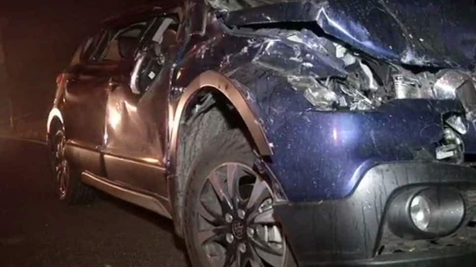 Delhi Police head constable injured in road accident Delhi Police head constable injured in road accident