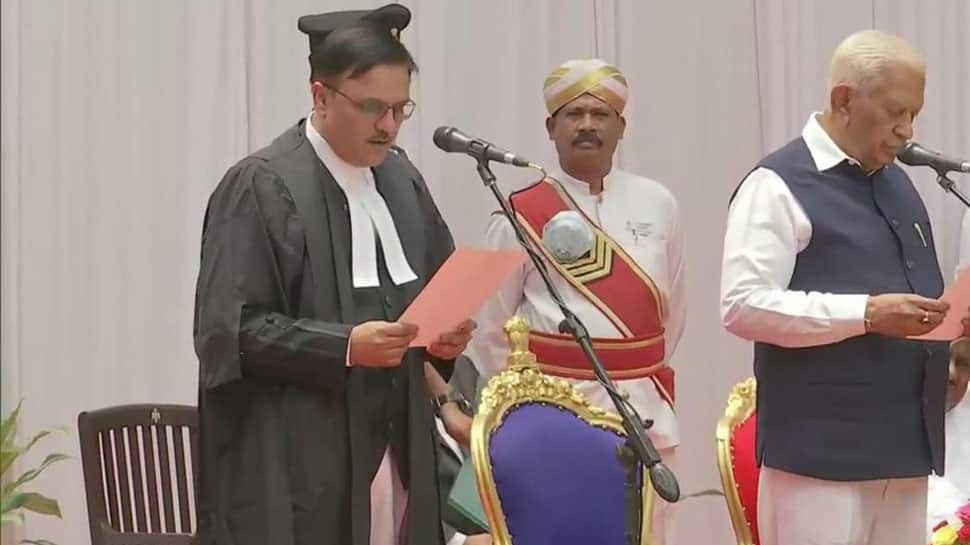 Shreeniwas Oka sworn in as Chief Justice of Karnataka High Court