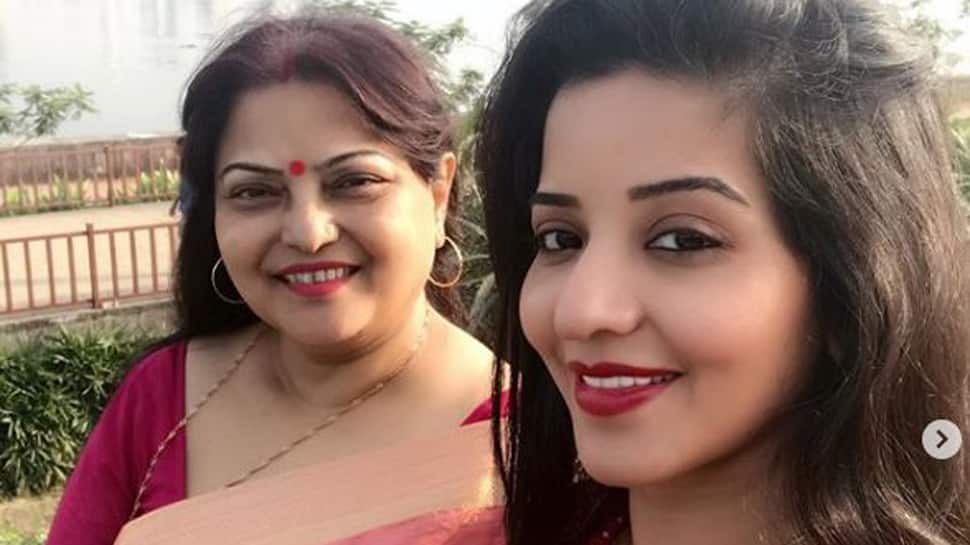 Monalisa celebrates Mother&#039;s Day with her mom-See pic