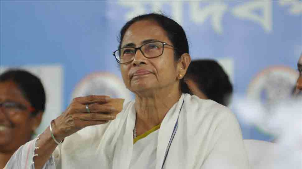 Mamata Banerjee calls for protest rally on Wednesday against Kolkata violence