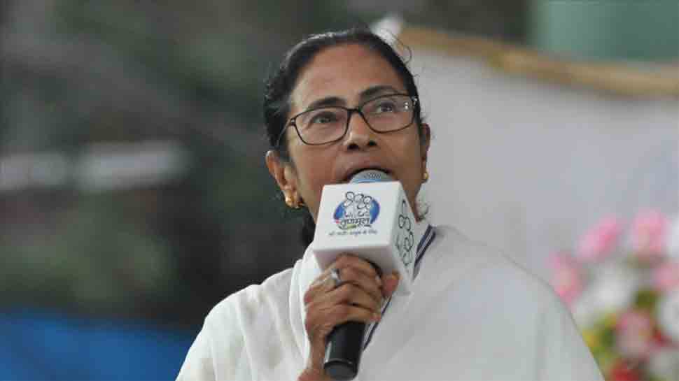 Mamata holds seven-km march in Kolkata over desecration of Vidyasagar&#039;s statue