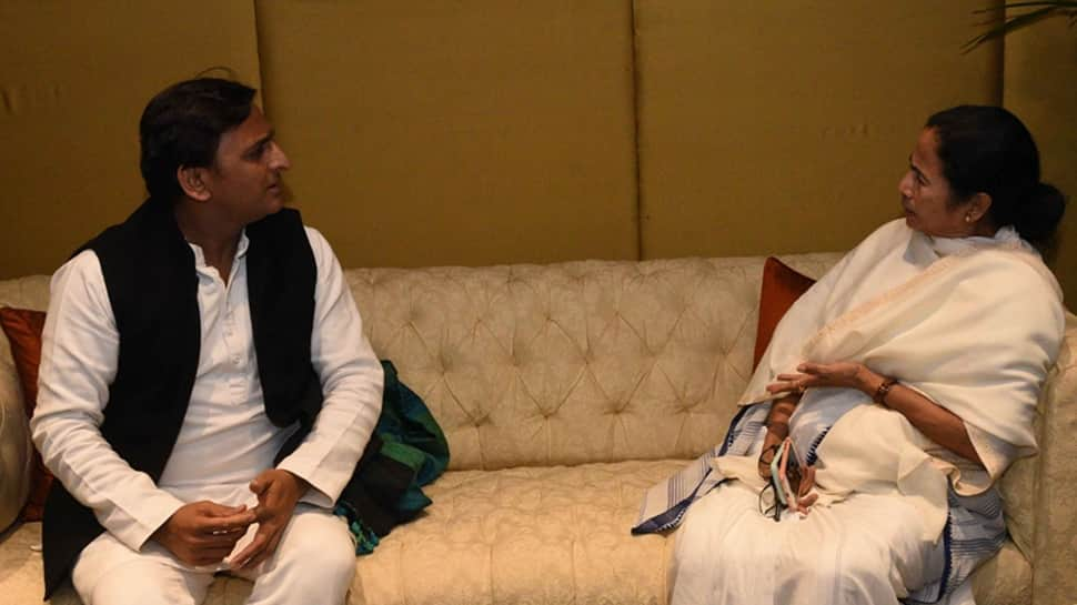 Akhilesh Yadav dials Mamata Banerjee, discusses possible post-poll scenarios