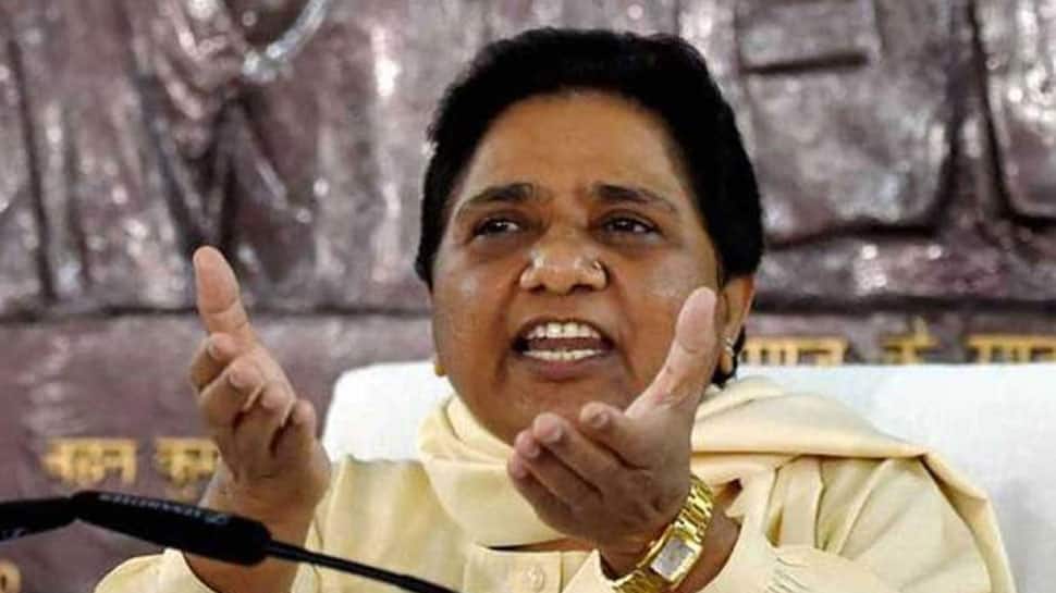 Mayawati terms LS poll results as &#039;unprecedented&#039;, questions EVMs again