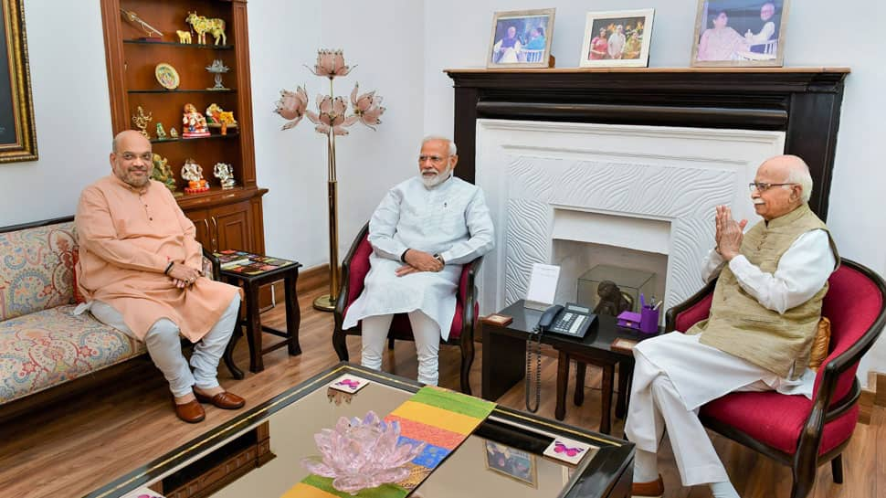 Narendra Modi, Amit Shah meet LK Advani, Murli Manohar Joshi after landslide win in Lok Sabha polls 2019