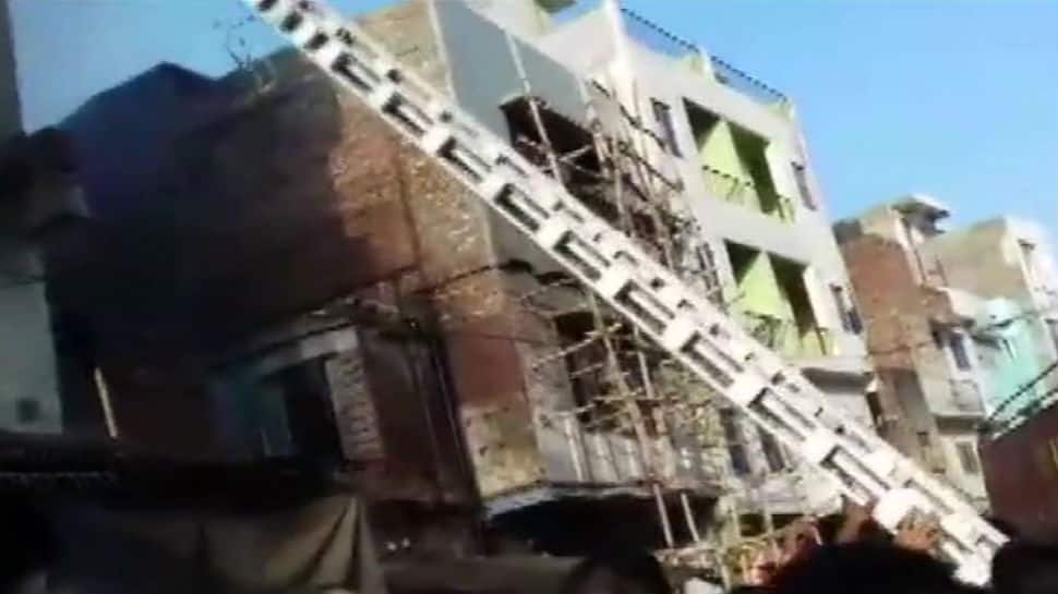 Fire breaks out in godown at Kanpur&#039;s Collectorganj area