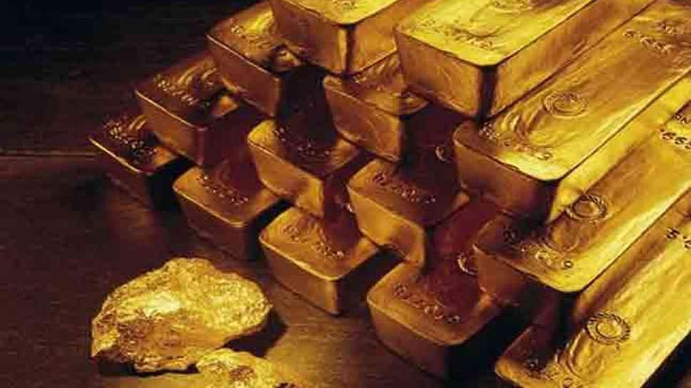 Man held for extorting gold after posing as custom officer in Delhi