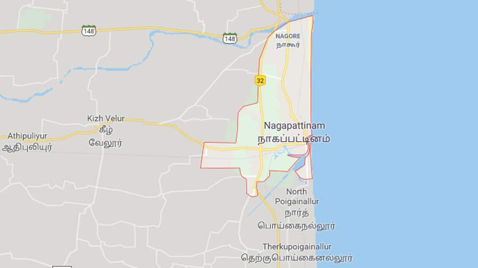 Tamil Nadu: Bomb threat to Nagapattinam mosque, security beefed up Tamil Nadu: Bomb threat to Nagapattinam mosque, security beefed up