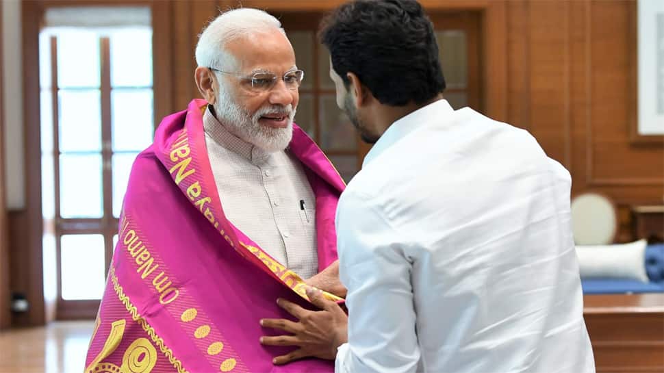 Jaganmohan Reddy gifts PM Modi a shawl with &#039;Om Namo Narayanaya&#039; written on it