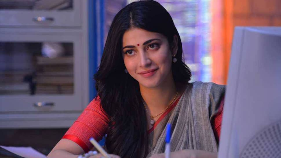 Shruti Haasan croons for &#039;Khamoshi&#039;