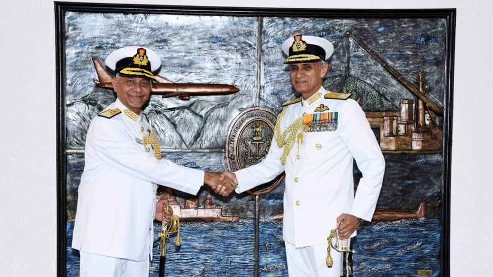 Vice Admiral Atul Kumar Jain takes over as Flag Officer Commanding-in-Chief of Eastern Naval Command