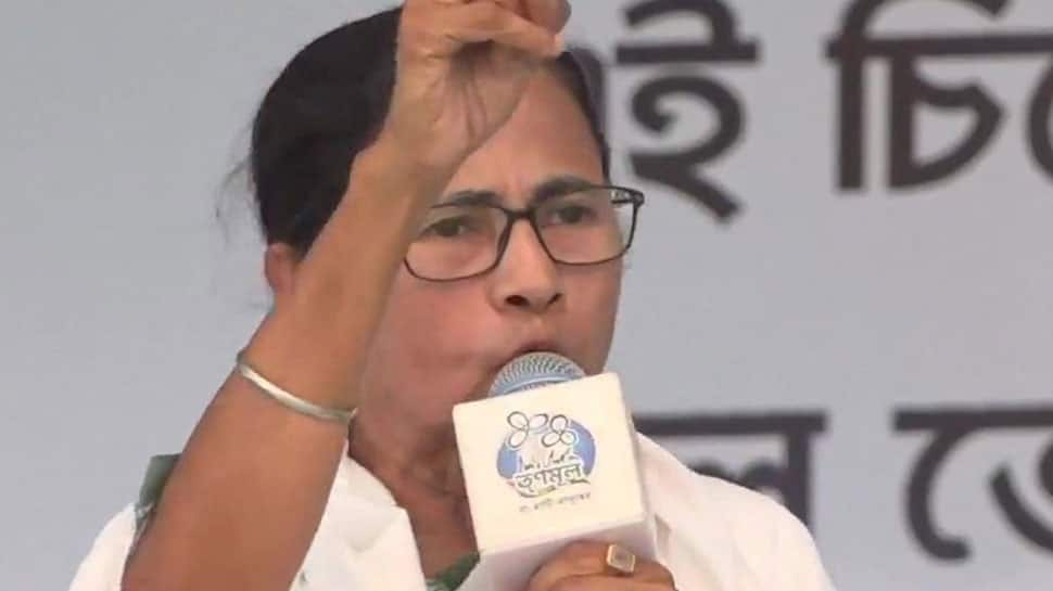 Mamata Banerjee loses cool as people shout &#039;Jai Shri Ram&#039; slogans in West Bengal, calls them &#039;criminals&#039;