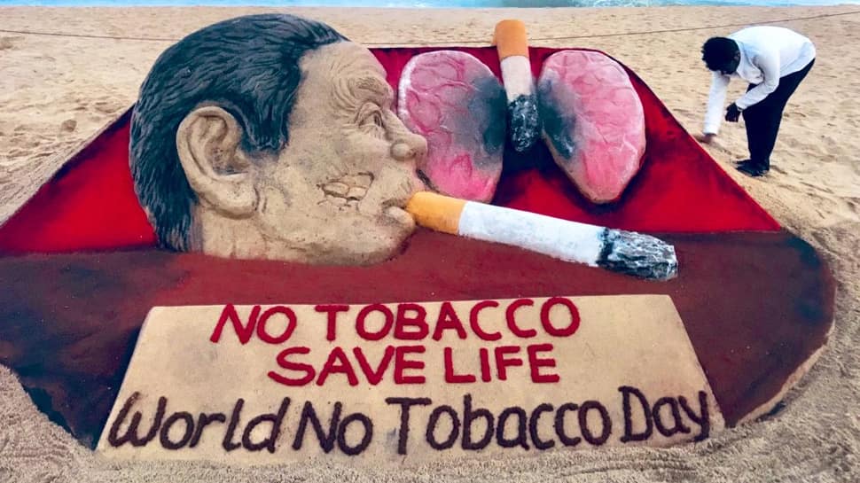 Sudarsan Pattnaik&#039;s sand art on World No Tobacco Day is hard-hitting- Watch