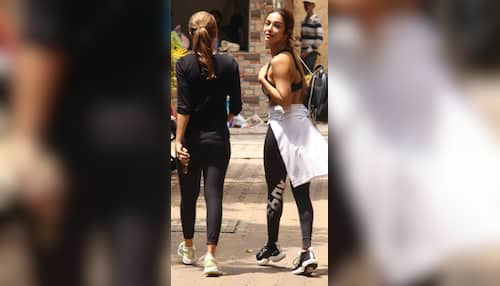 Malaika Arora is jaw-droppingly hot in figure hugging top and yoga pants  for gym. See pics - India Today