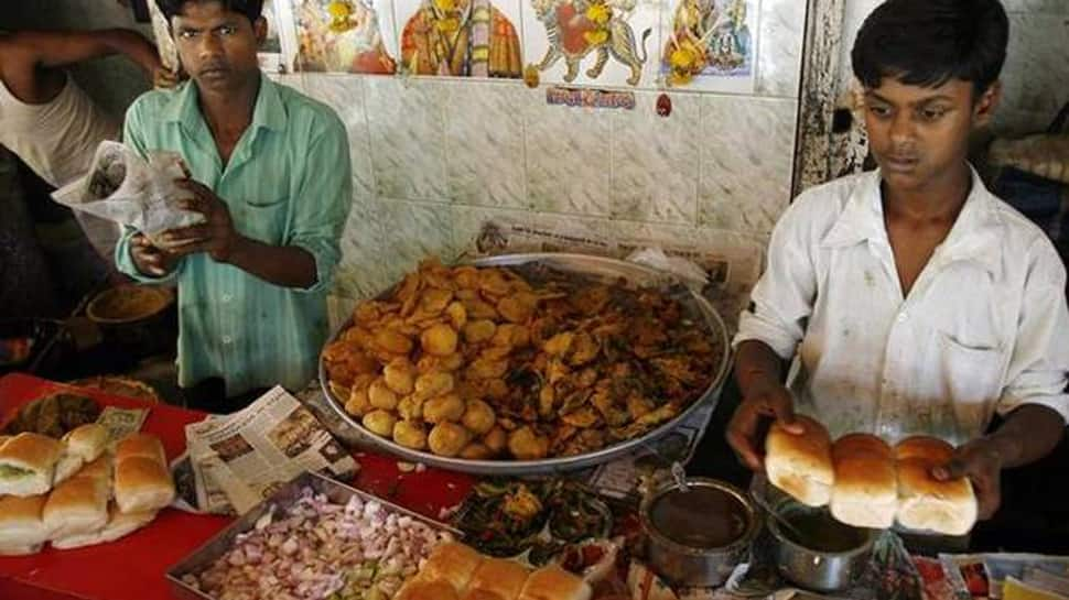 Government to conduct mega Economic Survey, to include street vendors for the first time