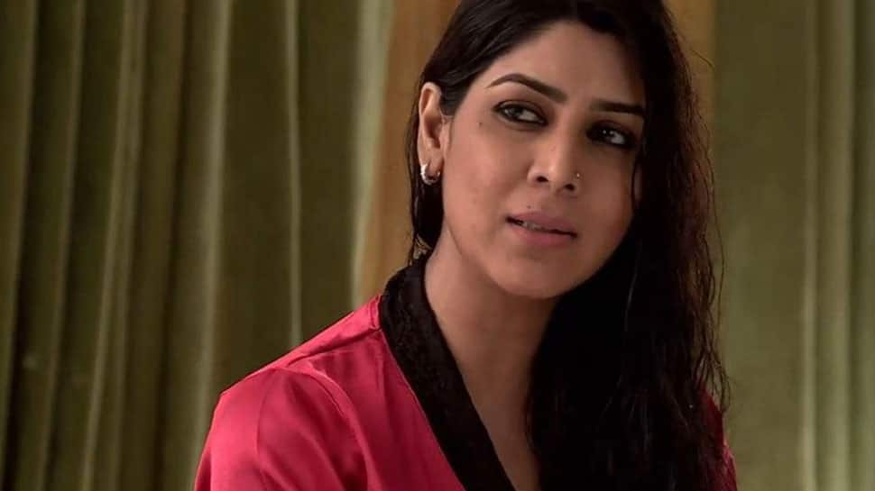 Sakshi Tanwar&#039;s scientist avatar in web series