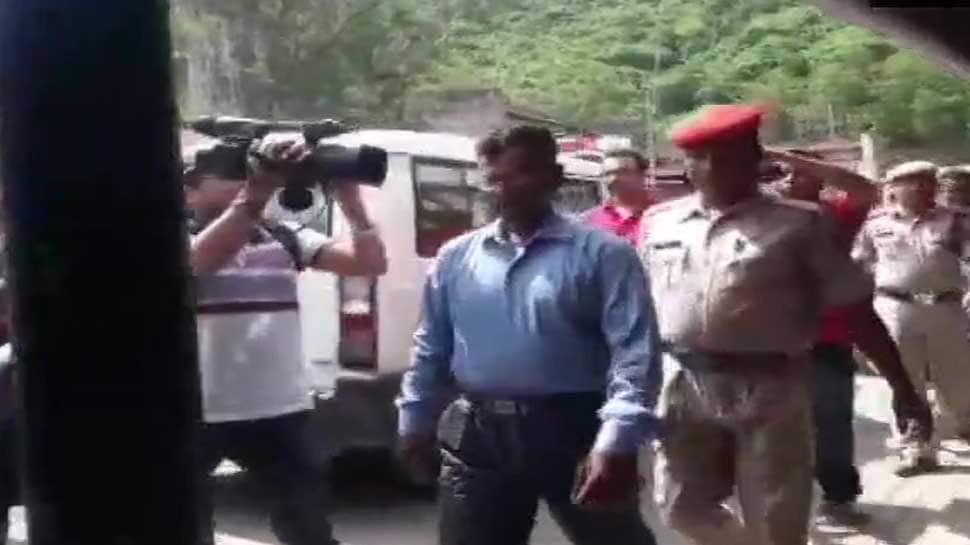 Army veteran Mohammed Sanaullah, who was declared &#039;foreigner&#039; by NRC tribunal, released from detention centre in Assam