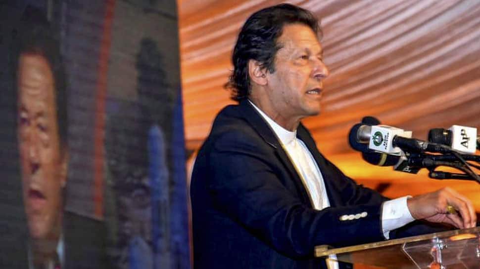 Pakistan PM Imran Khan to address nation amid financial crisis