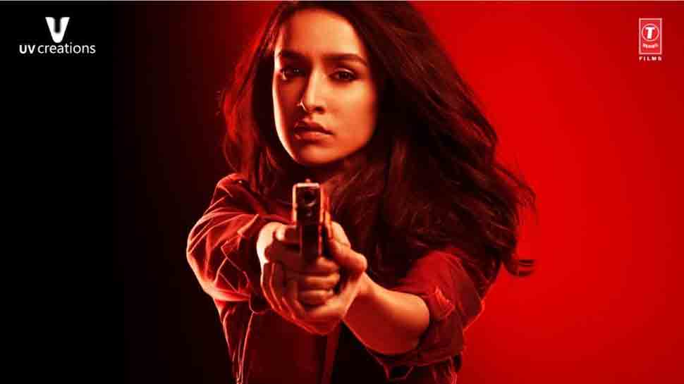 Shraddha Kapoor unveils new poster of &#039;Saaho&#039;
