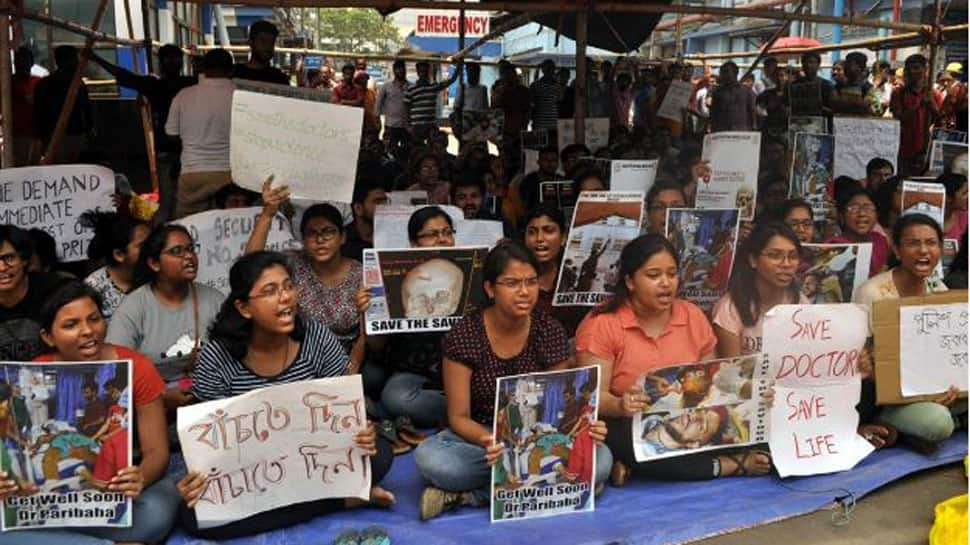 Four-hour ultimatum by Mamata Banerjee ends, doctors in West Bengal refuse to call off strike