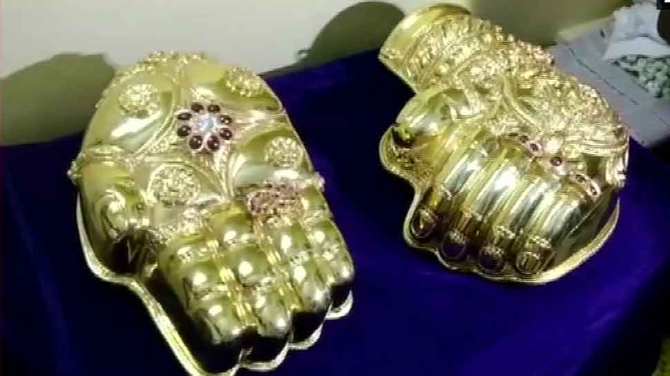 Tamil Nadu: Lord Balaji&#039;s devotee to donate golden hands worth over Rs 2 crore