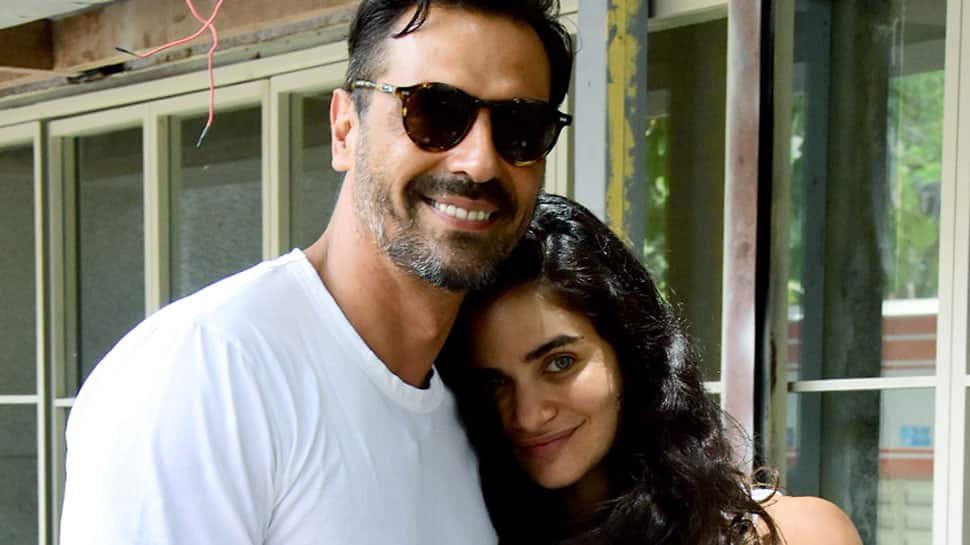 Arjun Rampal, preggers girlfriend Gabriella Demeteriades beat the summer heat in monochrome twinning—See pics