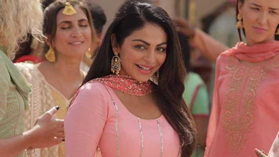 &#039;Indecent experience&#039; keeps Neeru Bajwa away from Bollywood