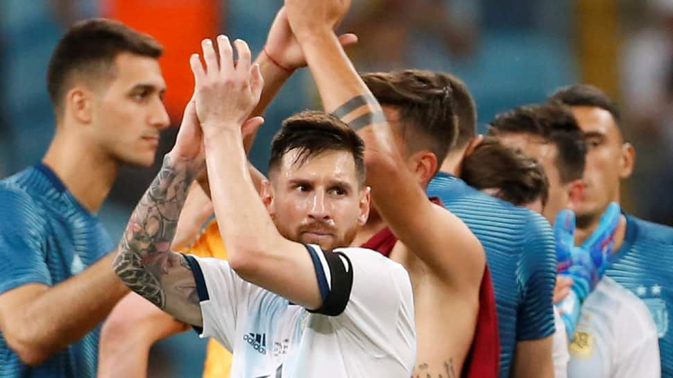 Argentina beat Qatar 2-0 to qualify for Copa America quarter-finals