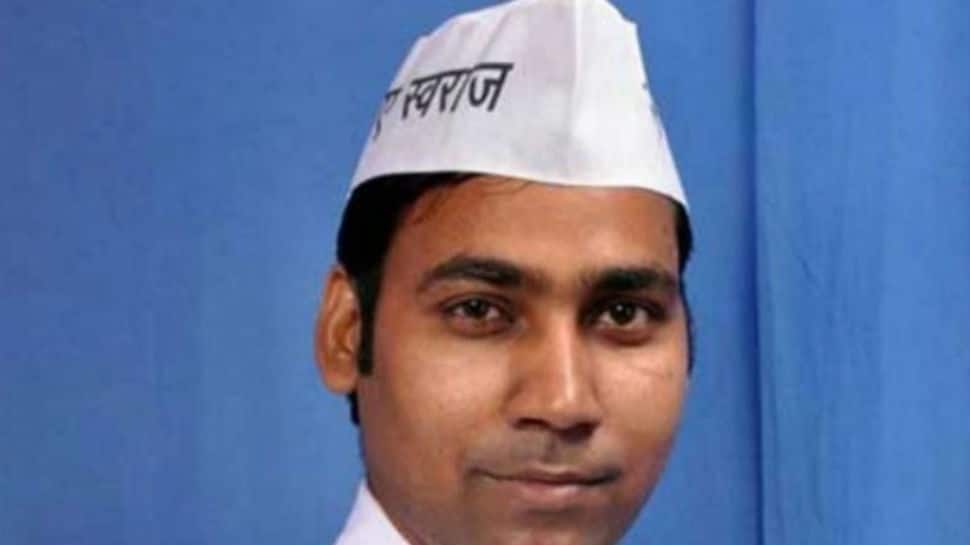 Delhi court sentences AAP MLA Manoj Kumar to 3 months in jail for obstructing polling process