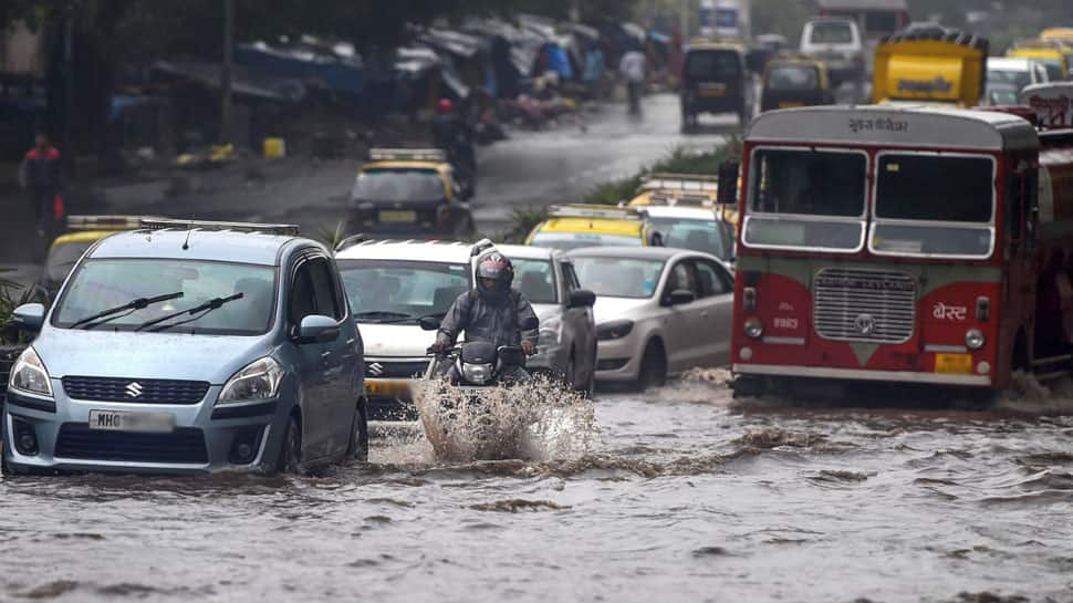 Monsoon hits Mumbai, to cover entire Maharashtra in 24 hours