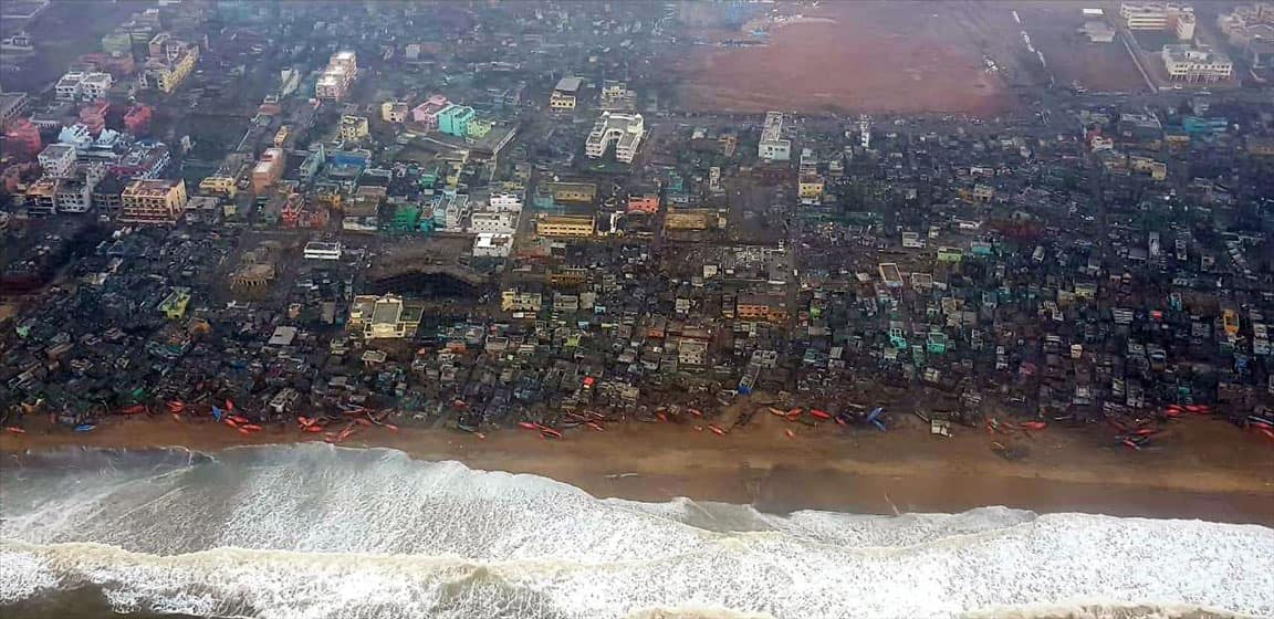64 people died, over 1.4 lakh hectare crop area affected in Odisha due to Fani: Govt 64 people died, over 1.4 lakh hectare crop area affected in Odisha due to Fani: Govt