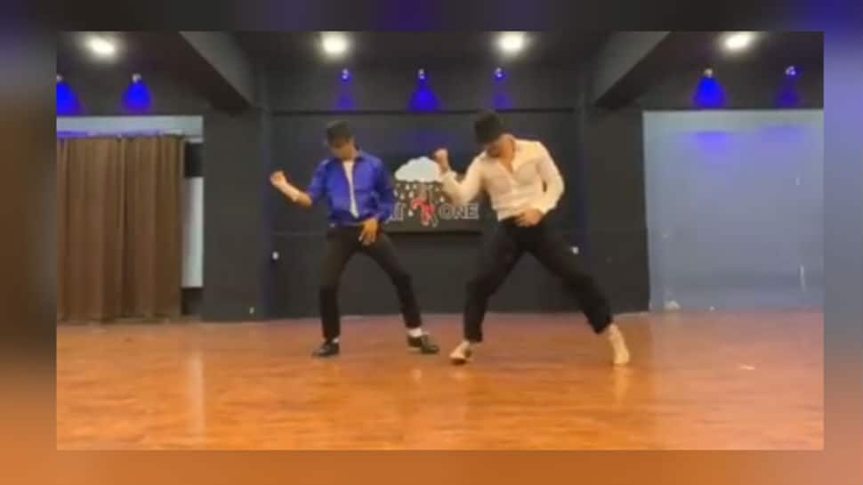 Tiger Shroff&#039;s tribute to idol Michael Jackson involves Ranveer Singh - Watch