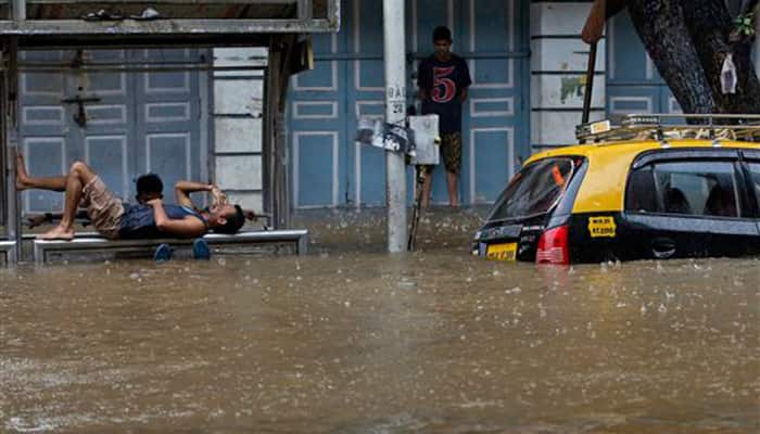 Rains cripple Mumbai – List of waterlogged roads, diverted routes