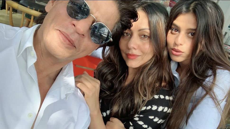 Shah Rukh Khan and Gauri join daughter Suhana for graduation ceremony in England - Pics