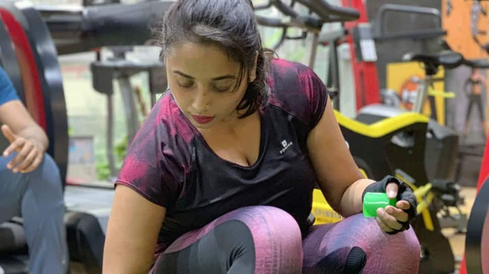 Bhojpuri star Rani Chatterjee hits the gym even on weekends - Check out!